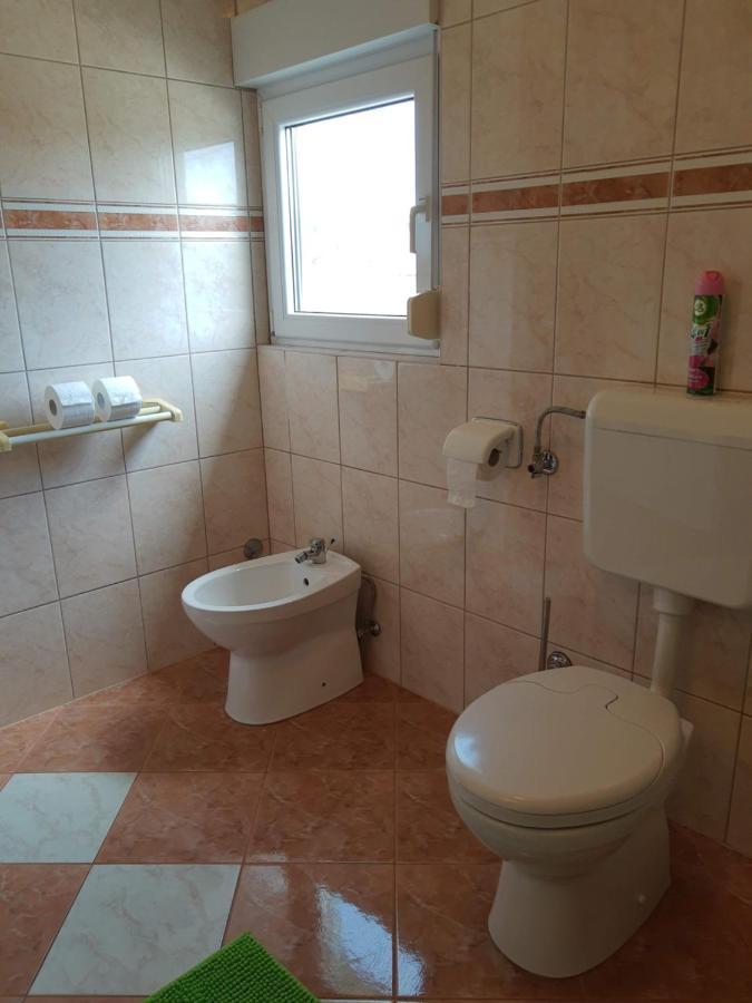 Apartments Villa Elda Peroj Εξωτερικό φωτογραφία