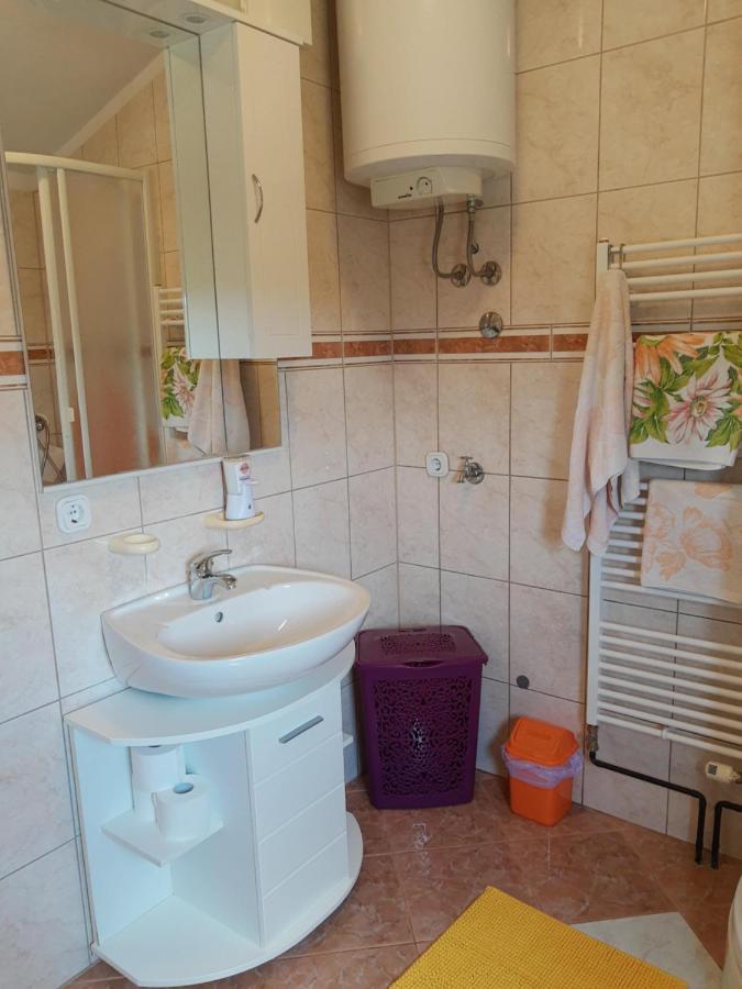 Apartments Villa Elda Peroj Εξωτερικό φωτογραφία